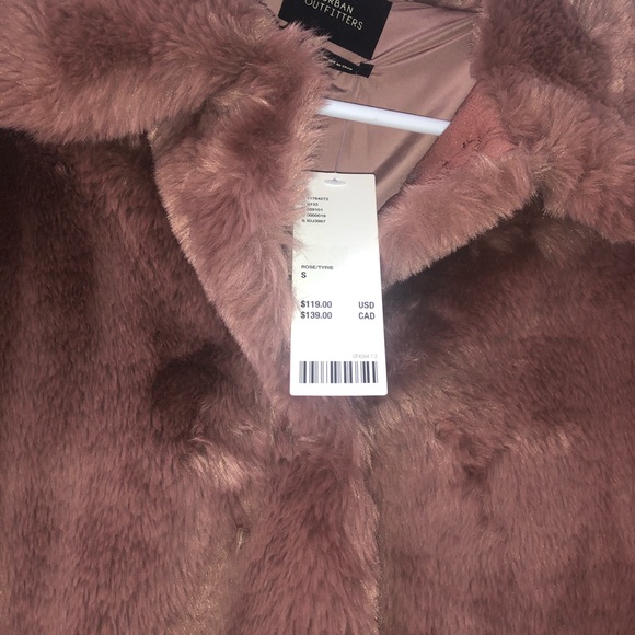 Brand new never worn Urban Outfitters Rose Fur Coat - Picture 2 of 4